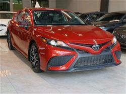 تۆیۆتا کامری